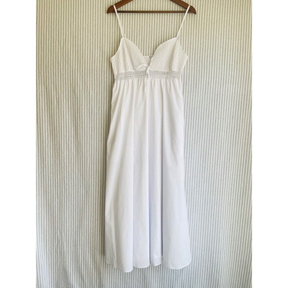 Ardene Smocked Boho Maxi Dress White Pockets Cottagecore Beach Vacation Ethereal